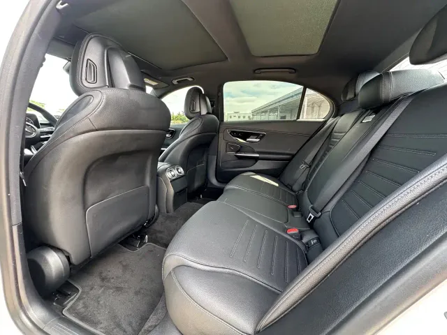 Mercedes-Benz C-Class — Фото автомобиля 5
