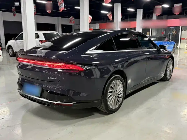 Buick Electra L7 — Фото автомобиля 10