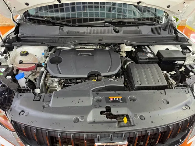 Geely Binyue — Фото автомобиля 15