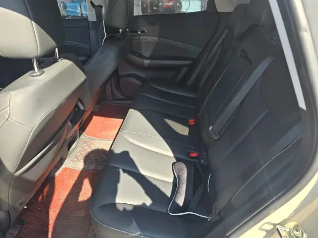 Baojun Yunhai — Фото автомобиля 13