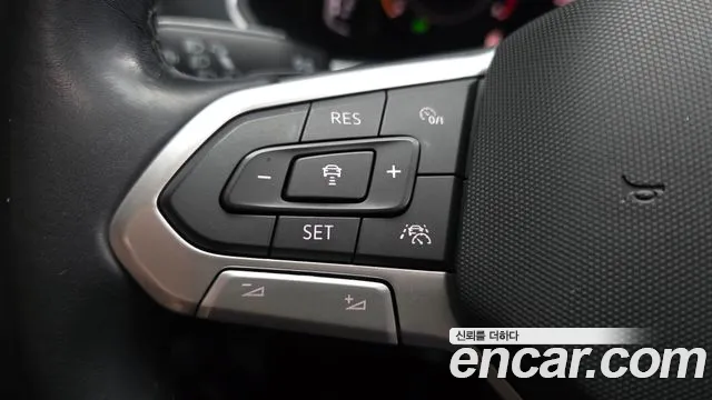 Volkswagen Tiguan — Фото автомобиля 30