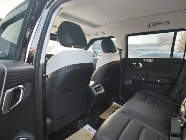 BAIC BJ30 — Фото автомобиля 10