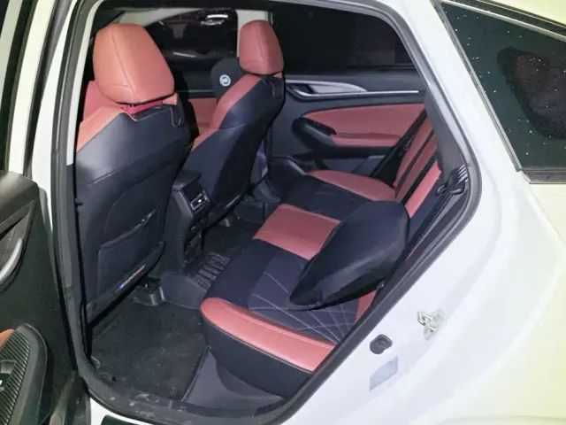 Changan Eado — Фото автомобиля 11
