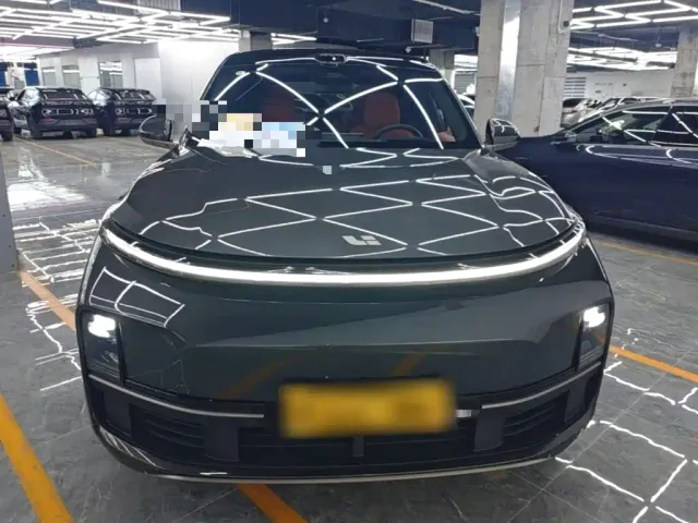 Li Auto L9 — Фото автомобиля 2