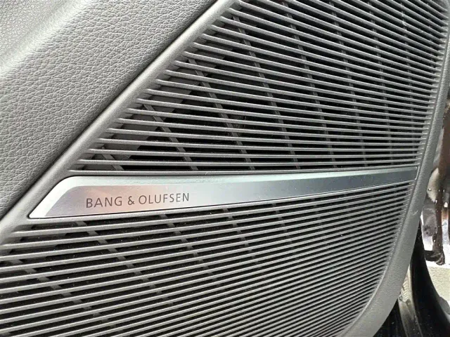 Audi Q7 — Фото автомобиля 21