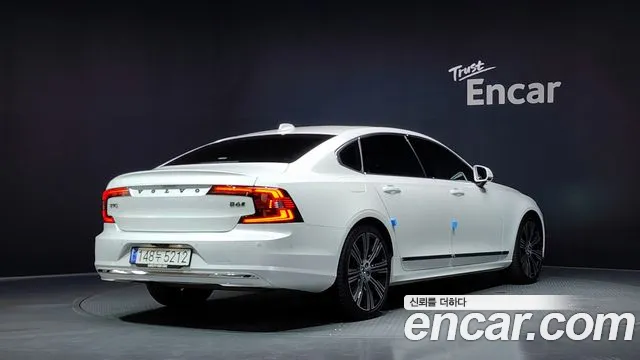 Вольво S90 — Фото автомобиля 2