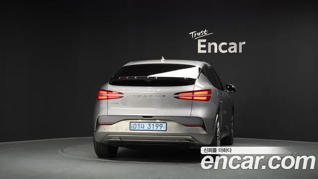 Genesis GV60 — Фото автомобиля 4