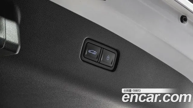 Genesis GV70 — Фото автомобиля 26