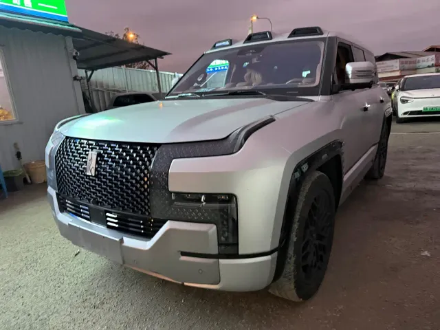Фотография автомобиля — BYD U8