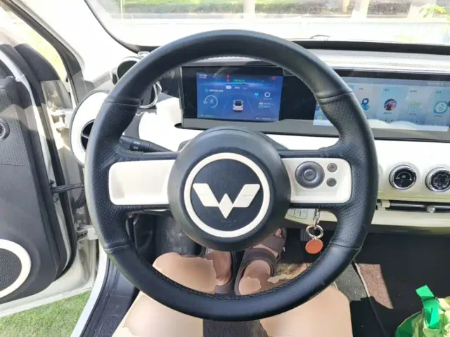 Wuling Bingo — Фото автомобиля 10