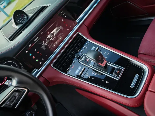 Porsche Panamera — Фото автомобиля 7