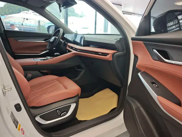 Changan CS75 Plus — Фото автомобиля 9