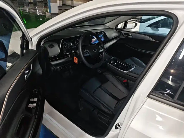 GAC Aion S — Фото автомобиля 15