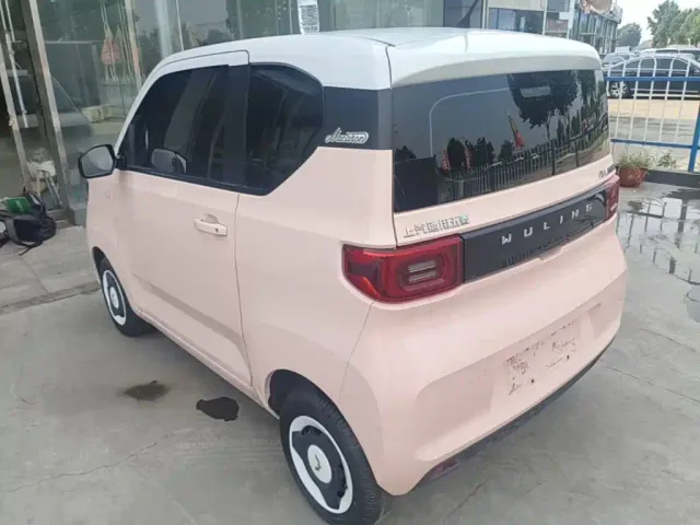 Wuling Hongguang Mini EV — Фото автомобиля 4