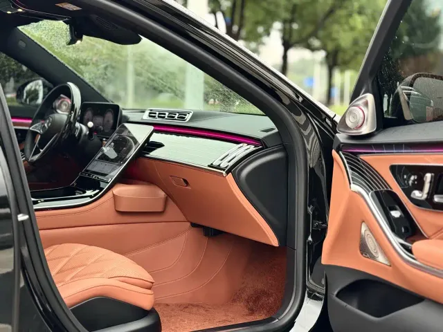 Mercedes-Benz Maybach S-Class — Фото автомобиля 12