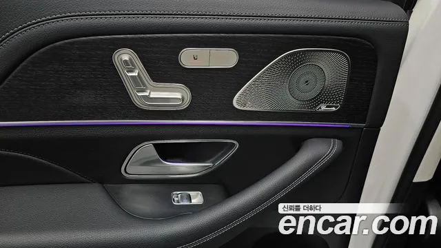 Mercedes-Benz GLE-Class — Фото автомобиля 18
