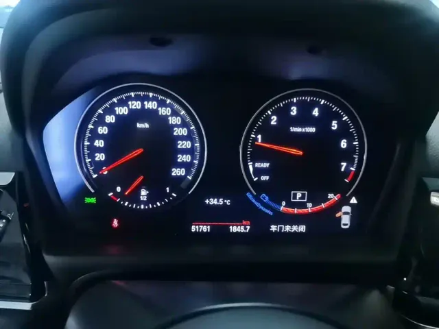 BMW 1 Series — Фото автомобиля 11