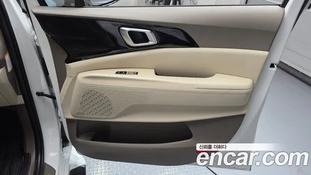 Kia Carnival 4th Gen — Фото автомобиля 14