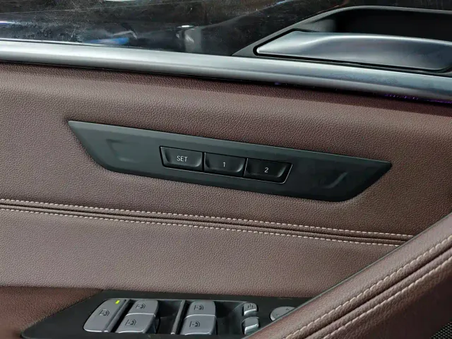 BMW 5 Series — Фото автомобиля 14