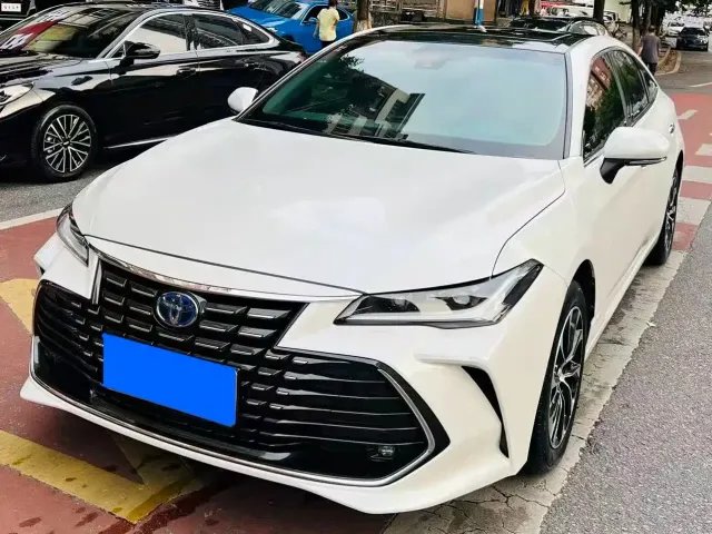 Фотография автомобиля — Toyota Avalon