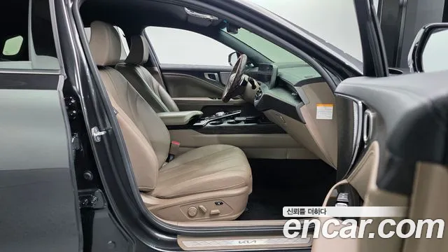 Kia K8 Hybrid — Фото автомобиля 16