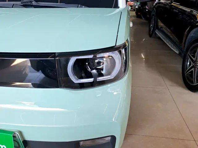 Wuling Hongguang Mini EV — Фото автомобиля 23