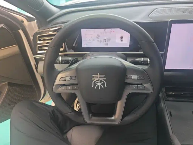 BYD Qin L — Фото автомобиля 10