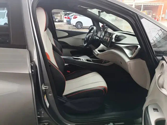 BYD Dolphin — Фото автомобиля 24