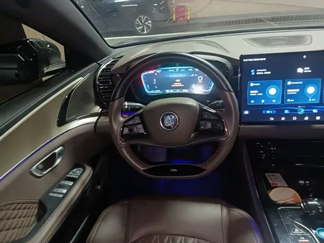 BYD Han — Фото автомобиля 10