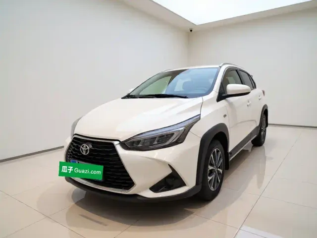 Фотография автомобиля — Toyota YARiS L Zhi Xuan