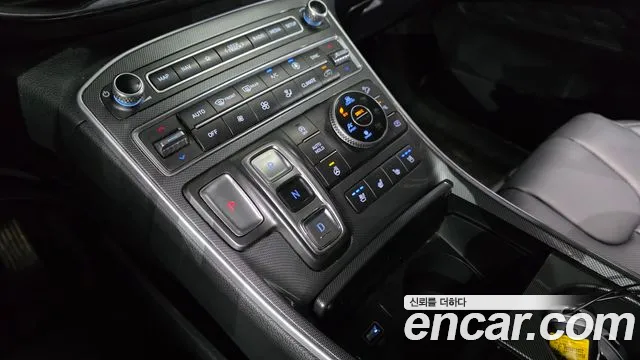 Hyundai Santafe Новый Santa Fe Дизель 2.2 4WD — Фото автомобиля 9
