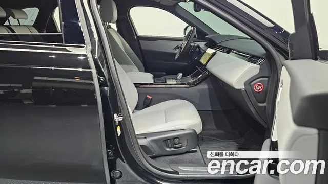 Land Rover Range Rover Velar — Фото автомобиля 3