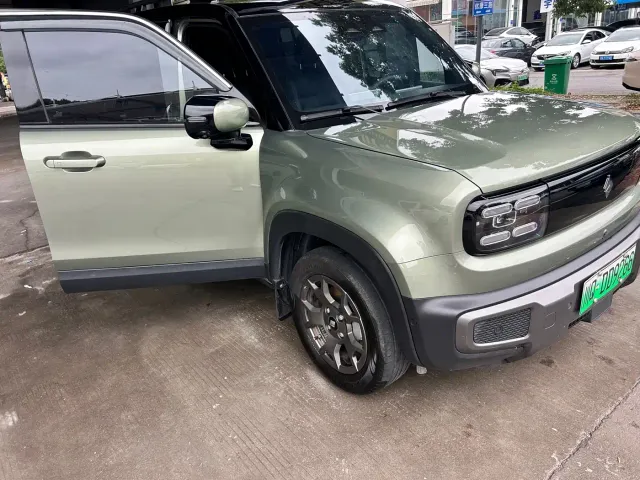 Baojun Yep Plus — Фото автомобиля 3