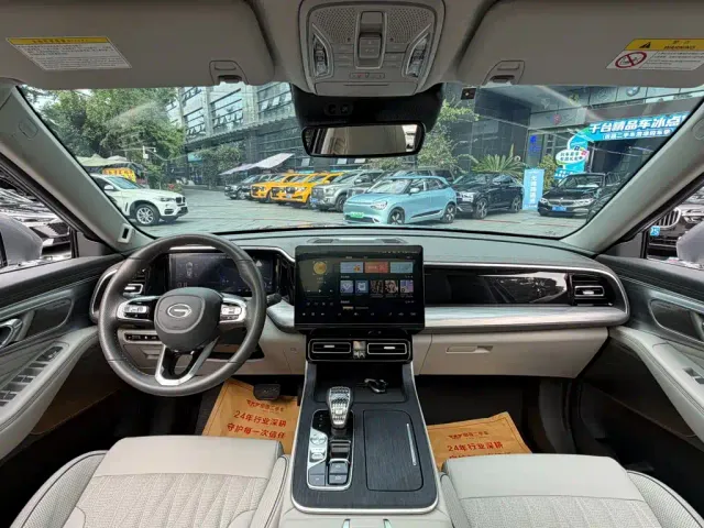 GAC Trumpchi GS8 — Фото автомобиля 11