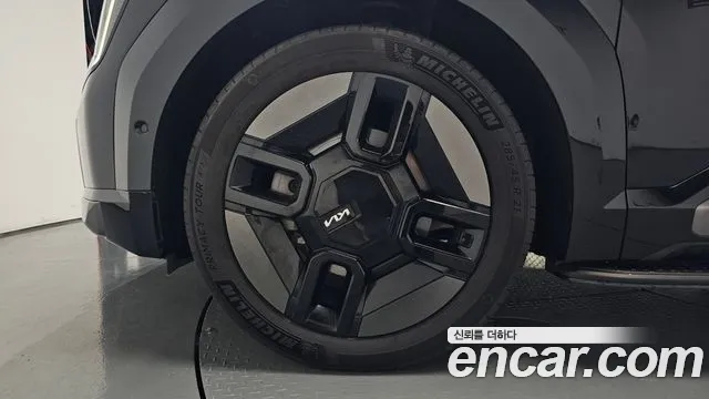 Kia EV9 — Фото автомобиля 5