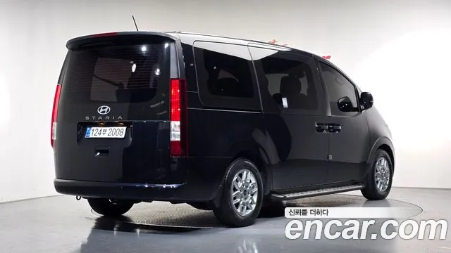 Hyundai Staria — Фото автомобиля 2