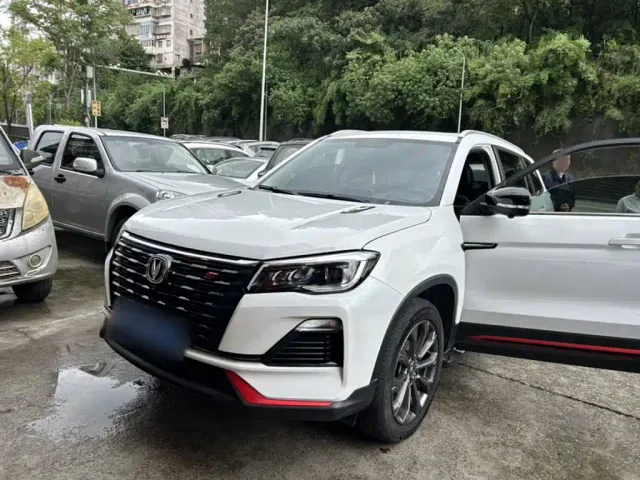 Фотография автомобиля — Changan CS75