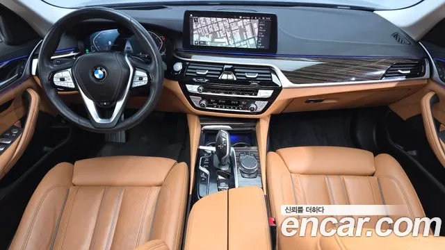 BMW 5 Series G30 — Фото автомобиля 10