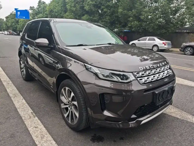 Land Rover Discovery Sport — Фото автомобиля 3
