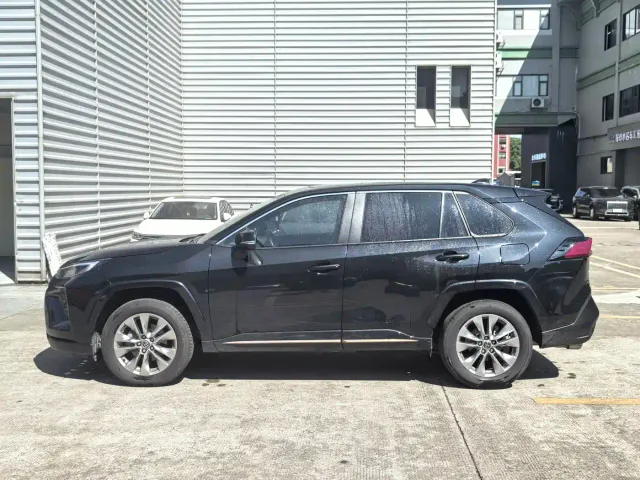 Toyota Wildlander — Фото автомобиля 7