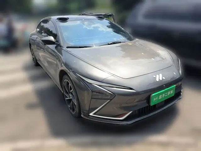IM Motors L7 — Фото автомобиля 23