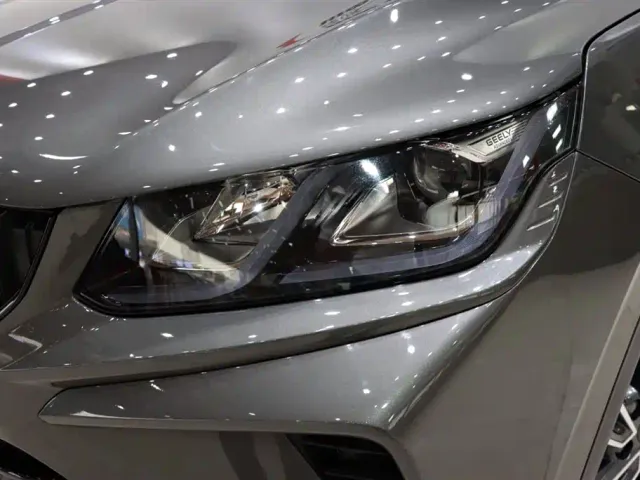 Geely Binyue — Фото автомобиля 17