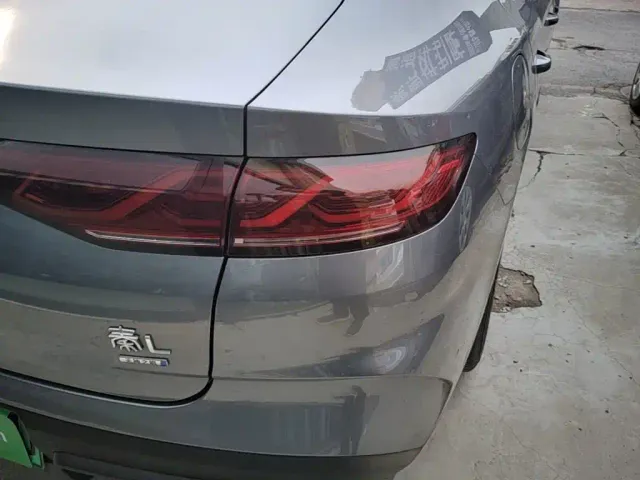 BYD Qin L — Фото автомобиля 7