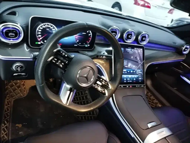 Mercedes-Benz C-Class — Фото автомобиля 9