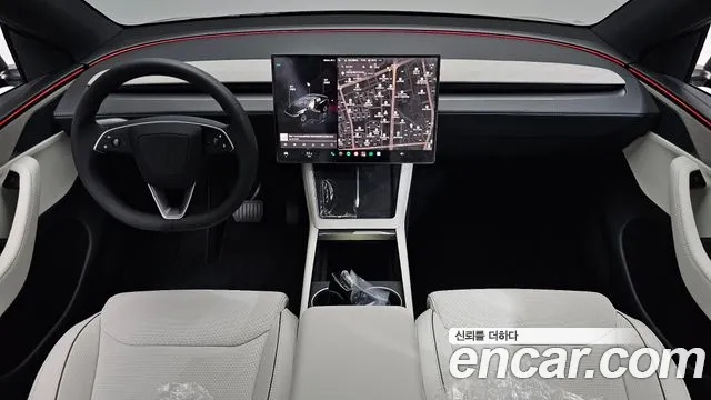 Tesla Model Y — Фото автомобиля 10