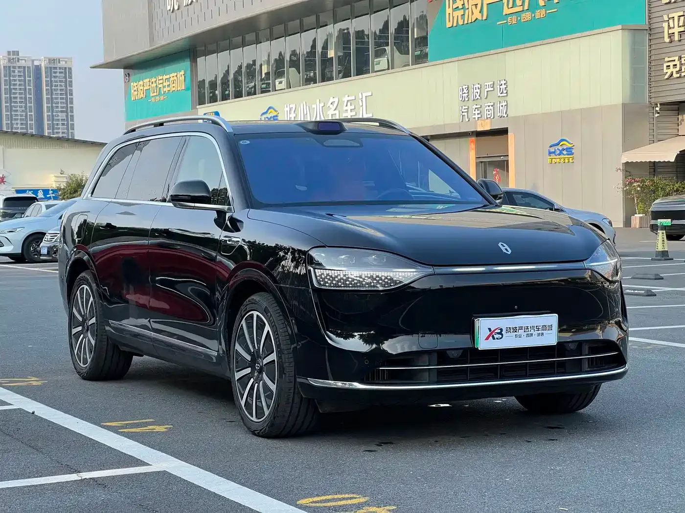 AITO Wenjie AITO M9 2024 Range Extender Max Edition 42kWh 6-seater — Фото автомобиля 3