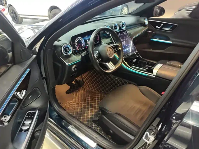 Mercedes-Benz C-Class — Фото автомобиля 15