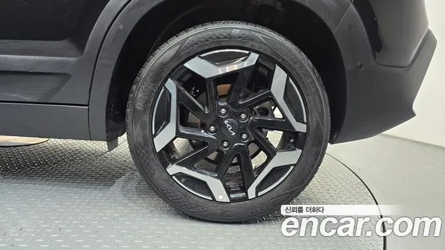 Kia Seltos — Фото автомобиля 6