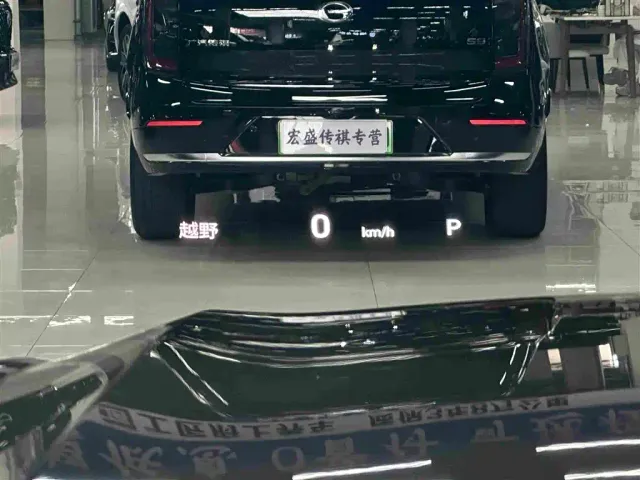 GAC Trumpchi GS8 — Фото автомобиля 16