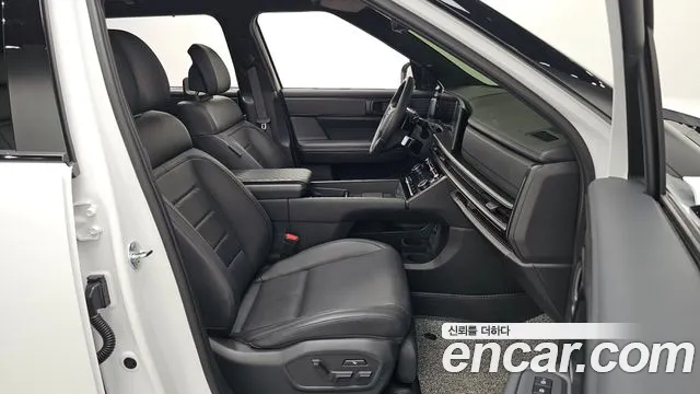 Hyundai Santafe Santa Fe (MX5) Бензин 2.5T 2WD — Фото автомобиля 8